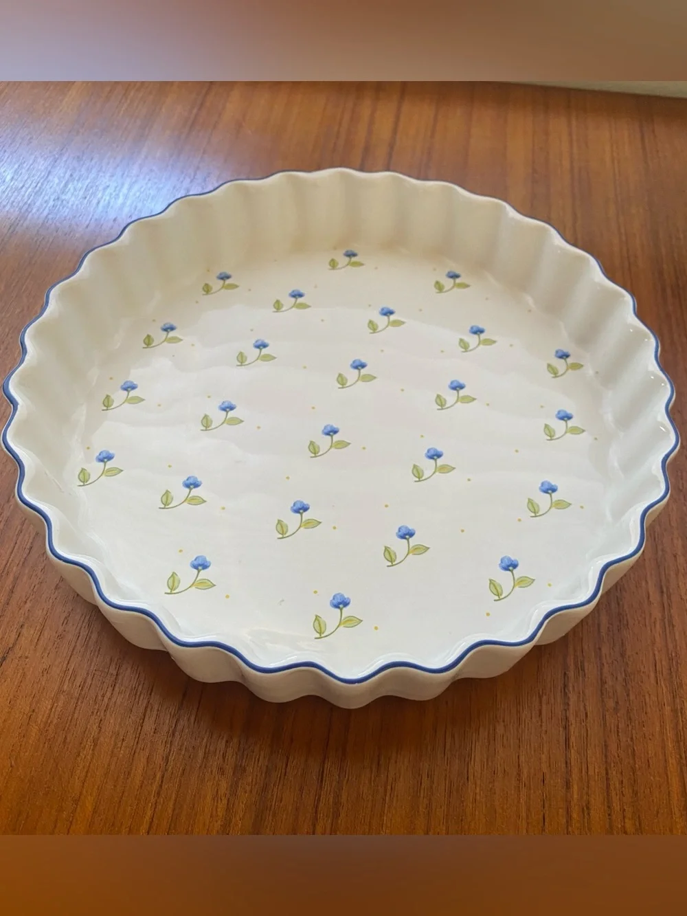Vintage Ulster Ceramics Scalloped Ceramic Tart Dish with Dainty Floral Pattern